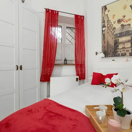 Atmospheric Close To The Vistula Boulevards By Renters *
