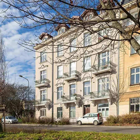 Atmospheric Close To The Vistula Boulevards By Renters Appartamento